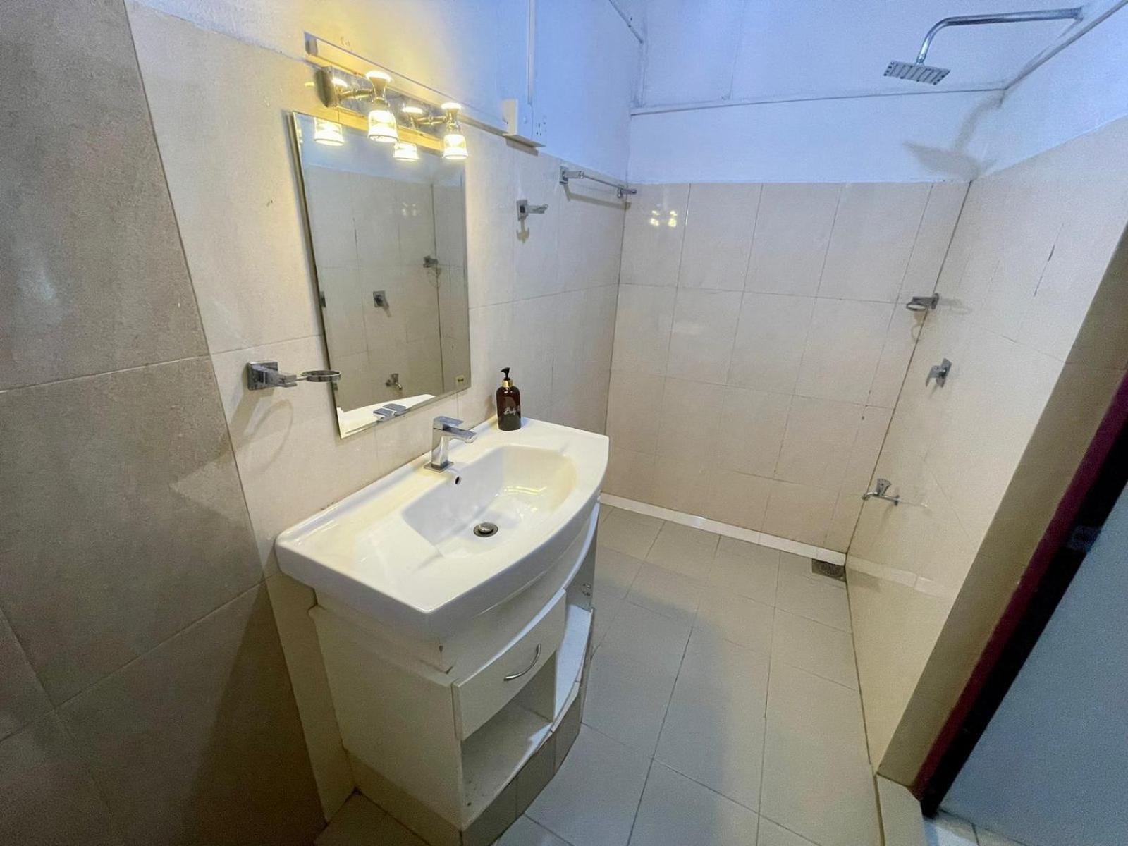 Hotel One Sixty Dehiwala-Mount Lavinia Eksteriør billede